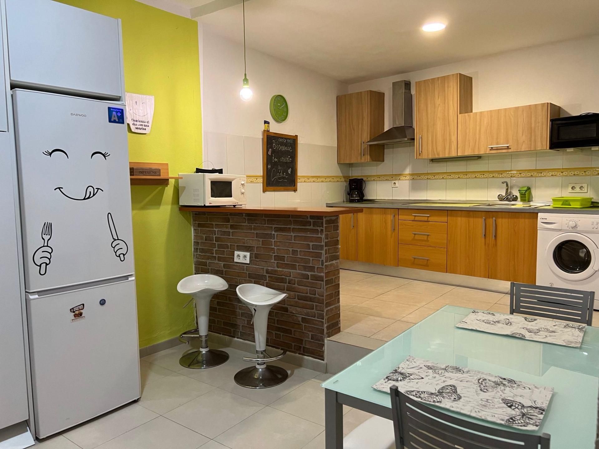 Kitchen of Planta baja for sale in  Cádiz Capital  with Balcony