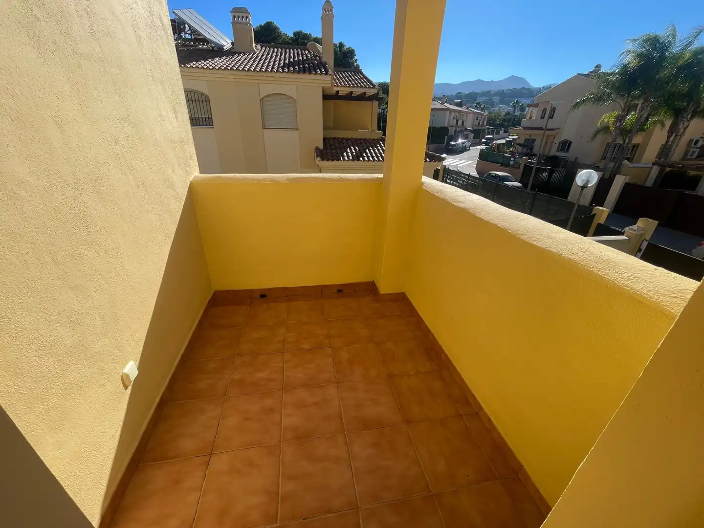 Terrassa de Casa adosada en venda en Alhaurín de la Torre amb Aire condicionat, Jardí privat i Terrassa