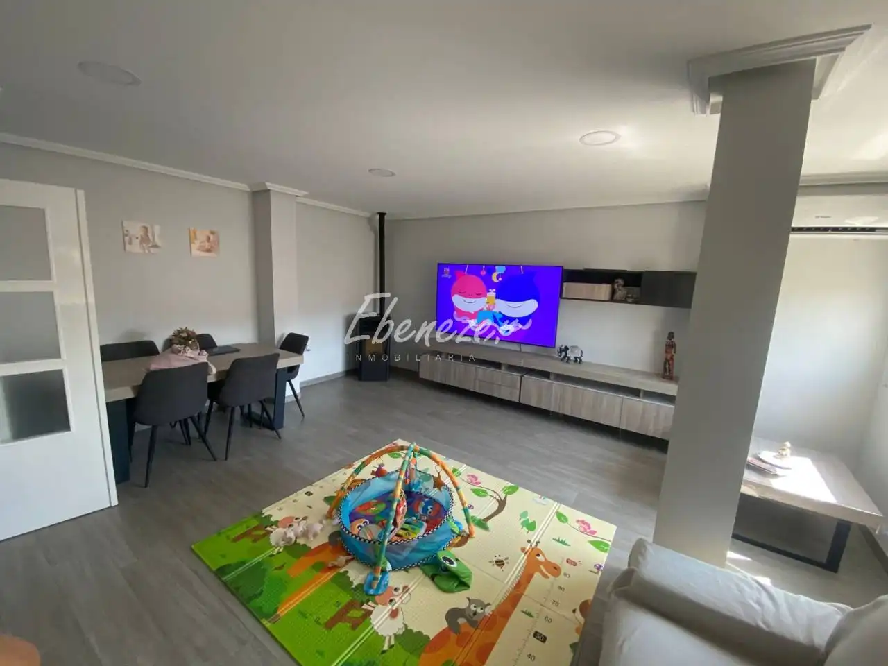 Wohnung zum Verkauf in La Unión mit Klimaanlage, Heizung und Privatgarten