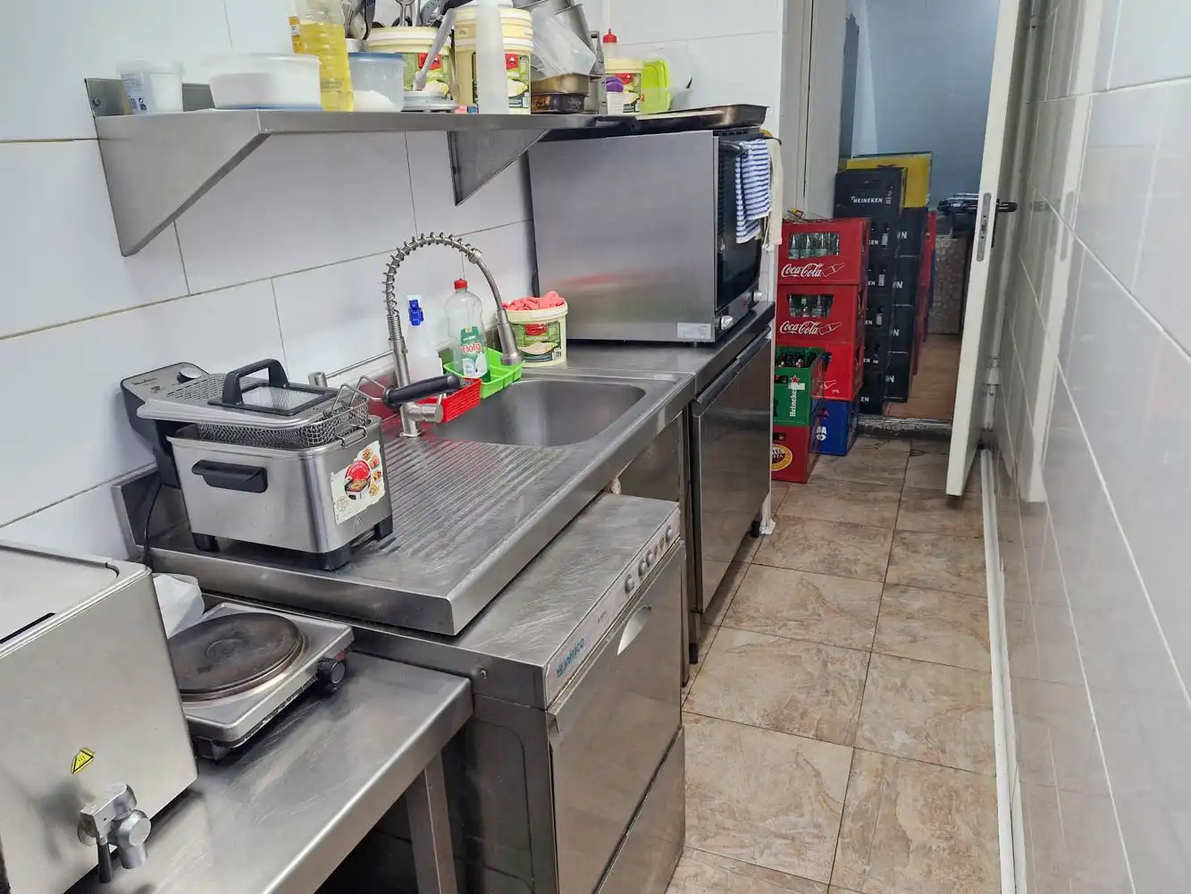 Cocina de Local de alquiler en Zaragoza con Aire acondicionado y Amueblado