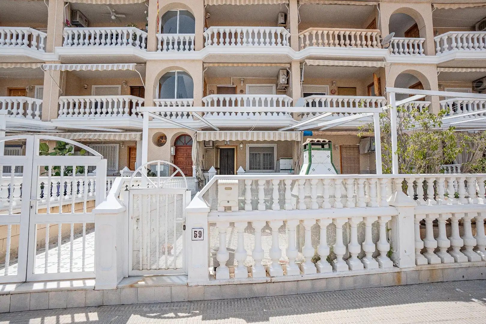Bajo en venta en Calle AVILA, imagen 2