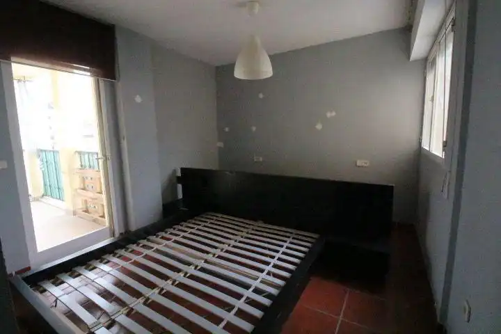 Dormitori de Pis en venda en Fuengirola amb Terrassa i Piscina comunitària