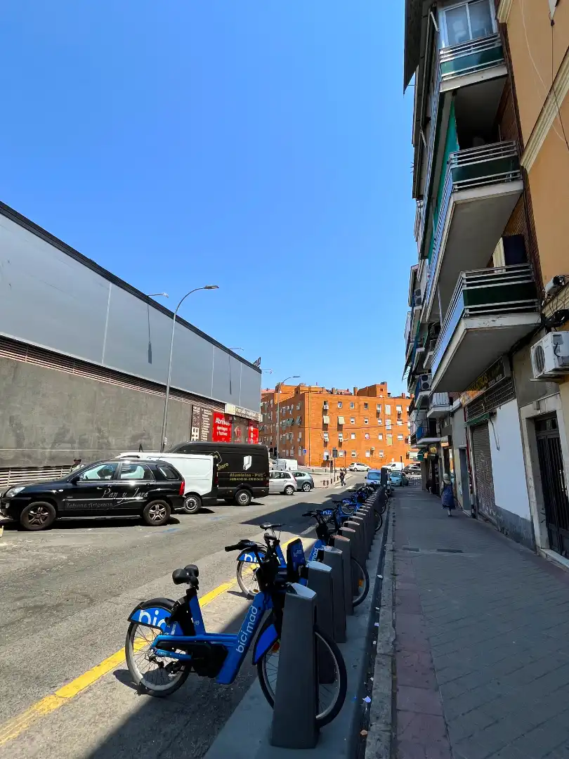Pis de lloguer a Calle Agila, Puerta del Ángel