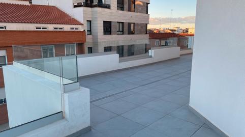 Foto 2 de Ático de alquiler en N/a, Feria, Albacete