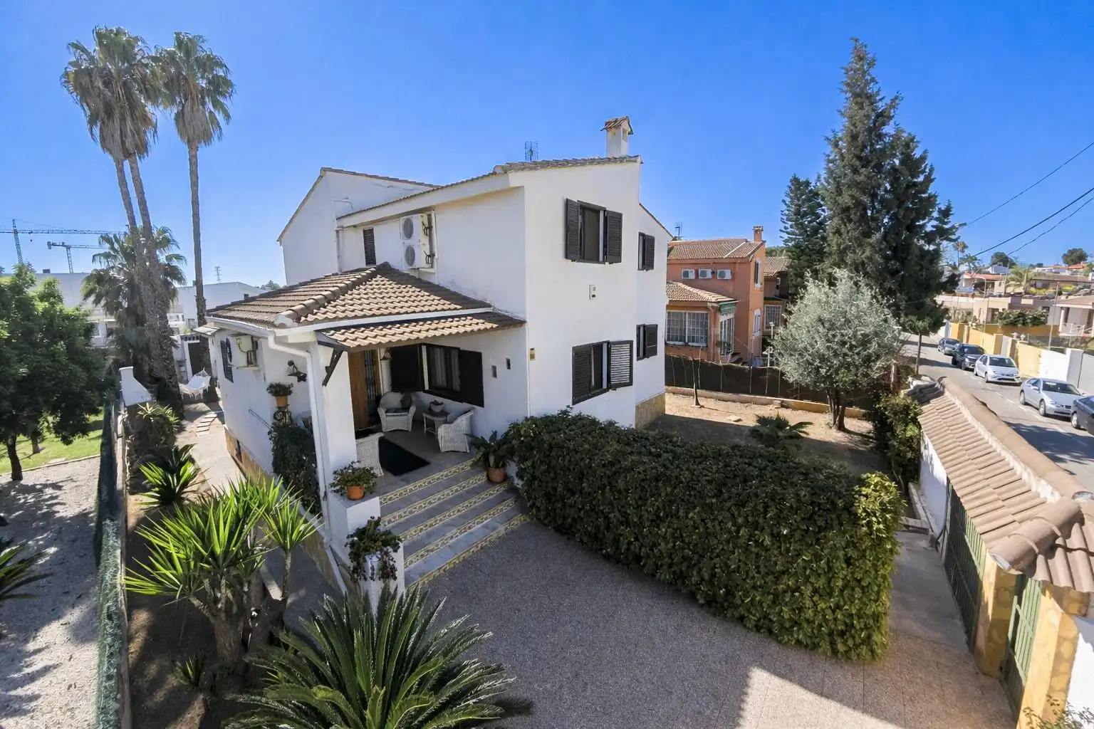 Vista exterior de Casa o chalet en venta en L'Eliana con Aire acondicionado, Jardín privado y Terraza