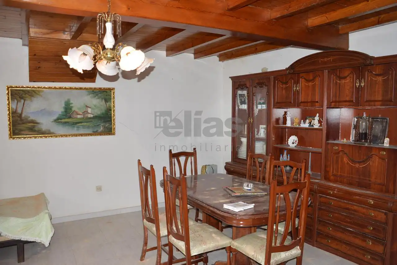 House with garden for sale in Vimianzo, imagen 2