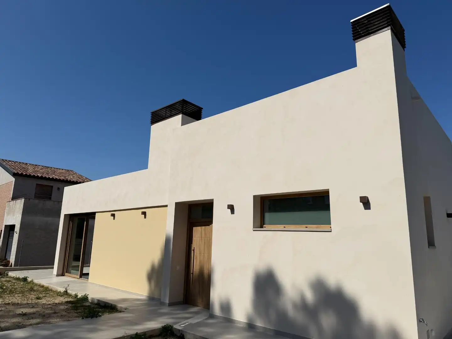 Exterior view of Houses for sale in La Roca del Vallès  with Heating and Private garden