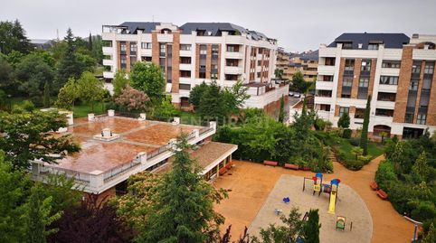 Foto 2 de Apartament de lloguer a Cerro del Espino, 6, Zona Monte El Pilar, Majadahonda