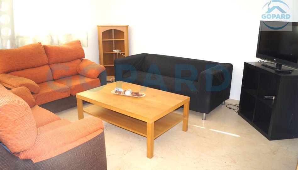 Casa adosada de alquiler en Villanueva de la Cañada ciudad - Imagen 2