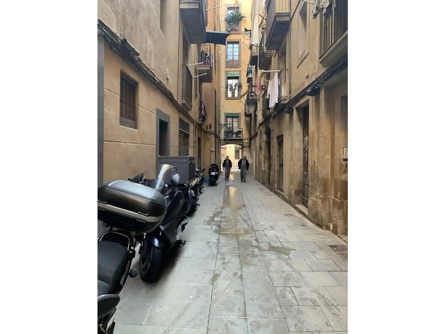 Vista exterior de Local en venta en Barcelona