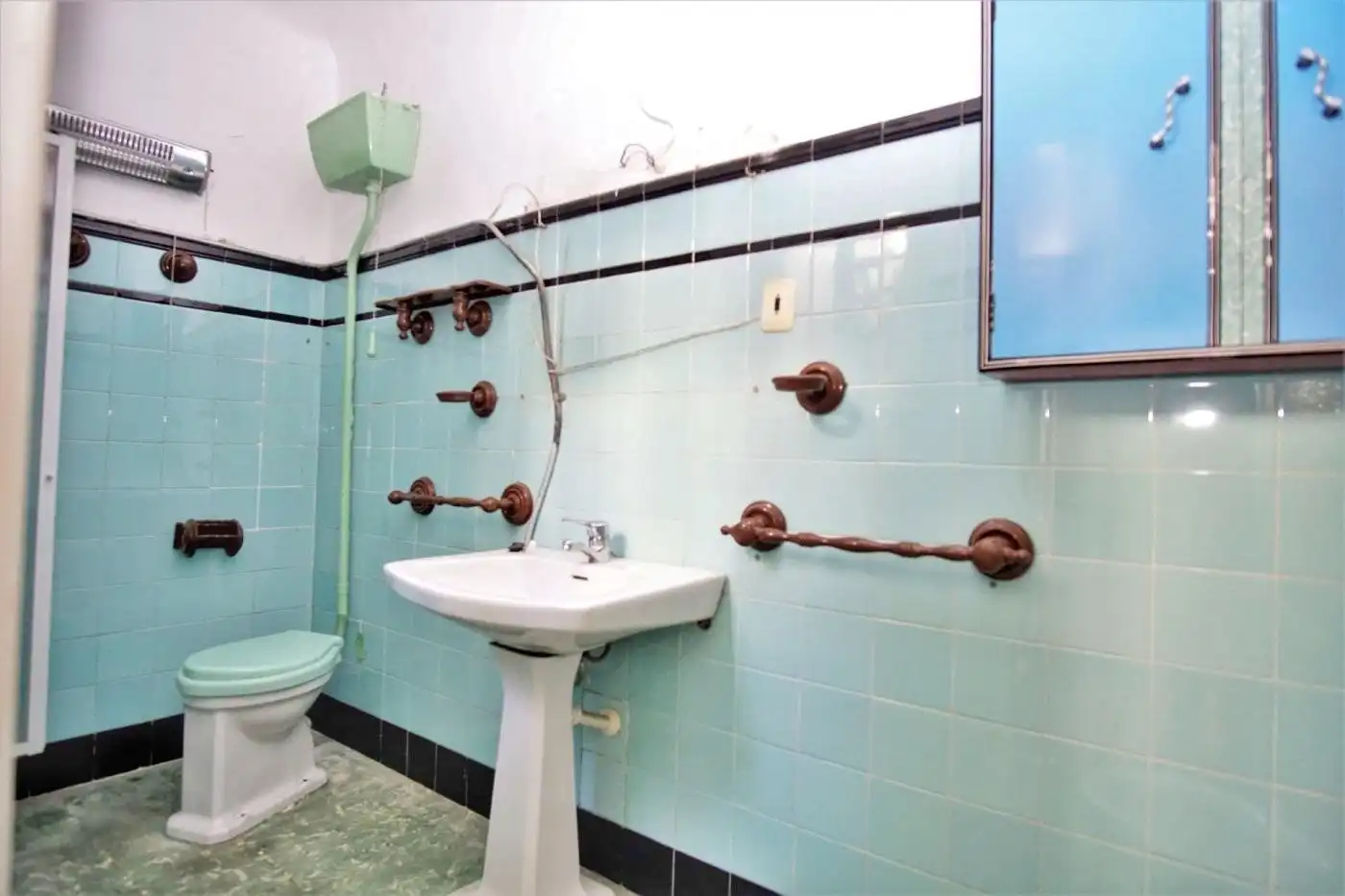 Baño de Casa o chalet en venta en Elda con Terraza