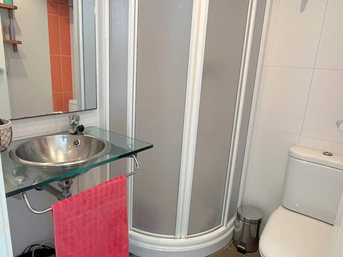 Badezimmer von Wohnungen zum Verkauf in Dénia mit Klimaanlage, Heizung und Privatgarten