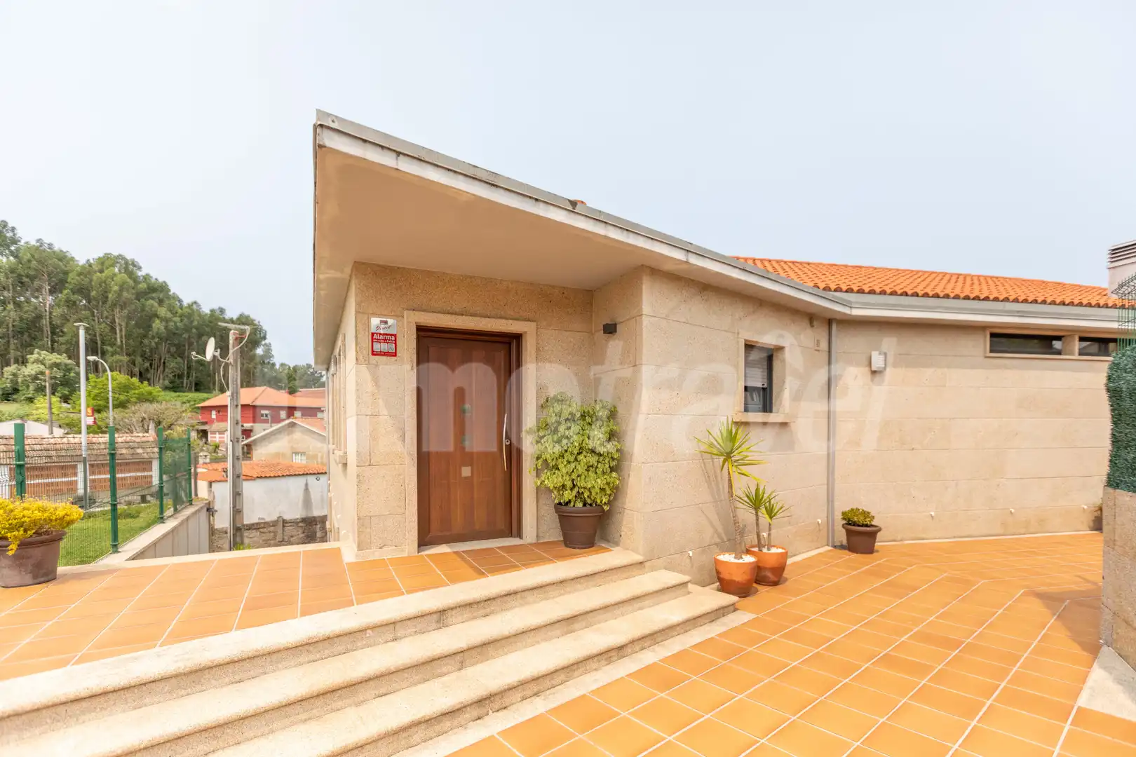 Vista exterior de Casa o chalet en venta en Sanxenxo con Calefacción, Jardín privado y Parquet