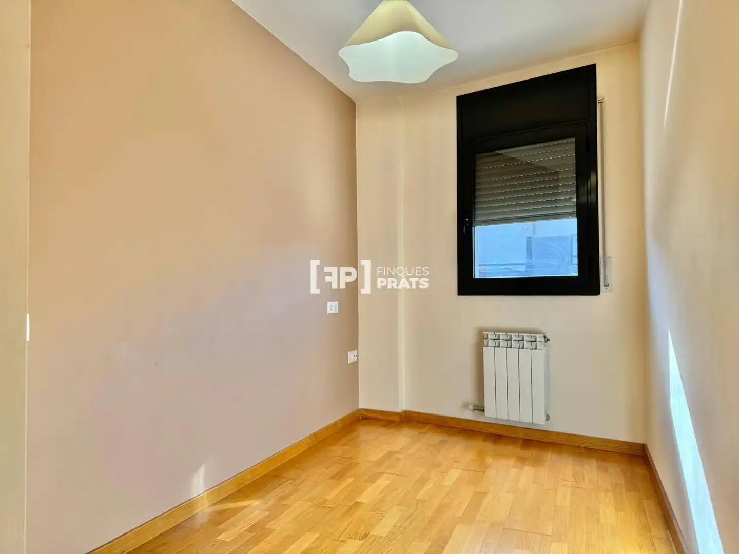 Bedroom of Attic for sale in Rosselló  with Air Conditioner, Heating and Terrace