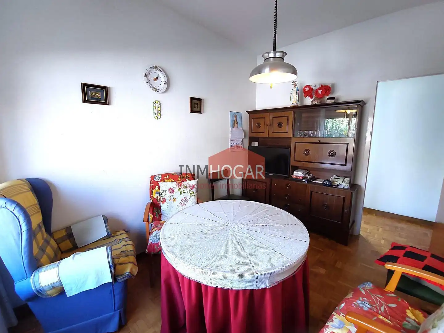 Living room of Flat for sale in Ávila  with Heating, Parquet flooring and Terrace