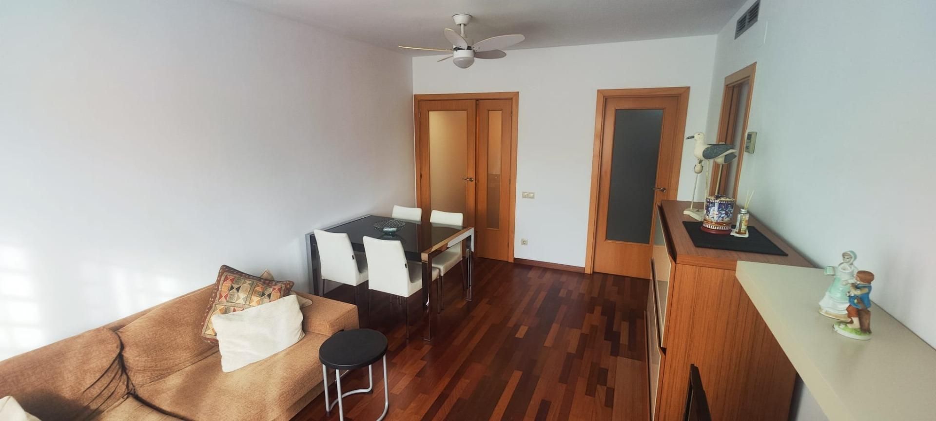 Sala d'estar de Pis en venda en Granollers amb Aire condicionat, Calefacció i Parquet