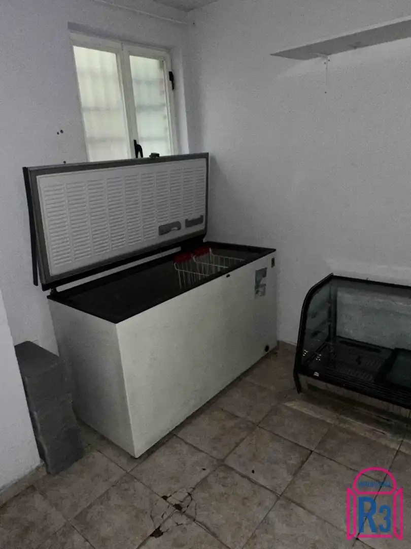 Local comercial en venda a San Juan de Sahagún, imagen 14