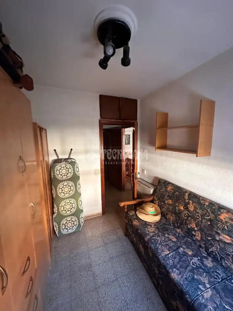 Habitación de Piso en venta en Madrid con Calefacción, Terraza y Balcón