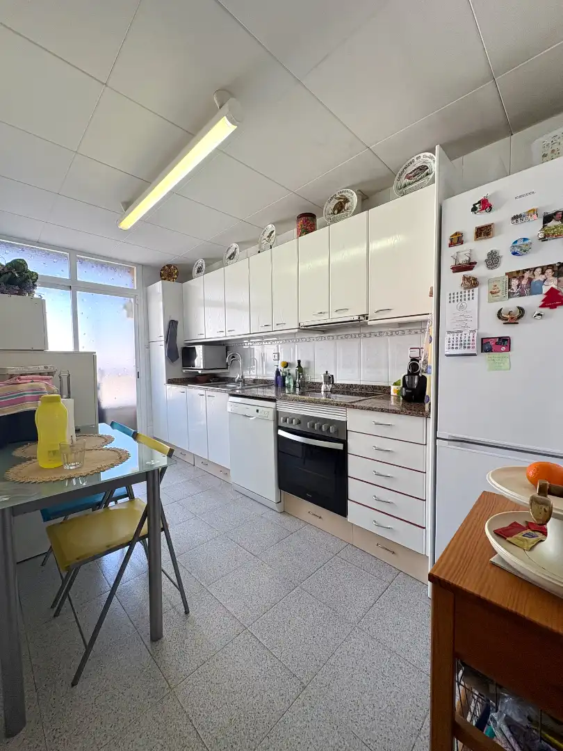 Cuina de Pis en venda en Terrassa amb Aire condicionat, Calefacció i Forn