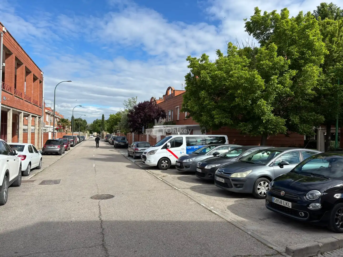 Aparcament de Pis en venda en Getafe amb Calefacció i Piscina