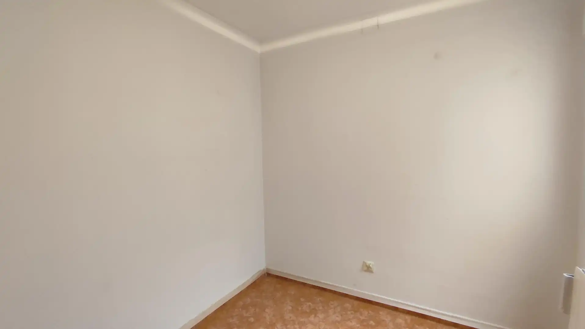 Bedroom of Flat for sale in Zaragoza  with Heating