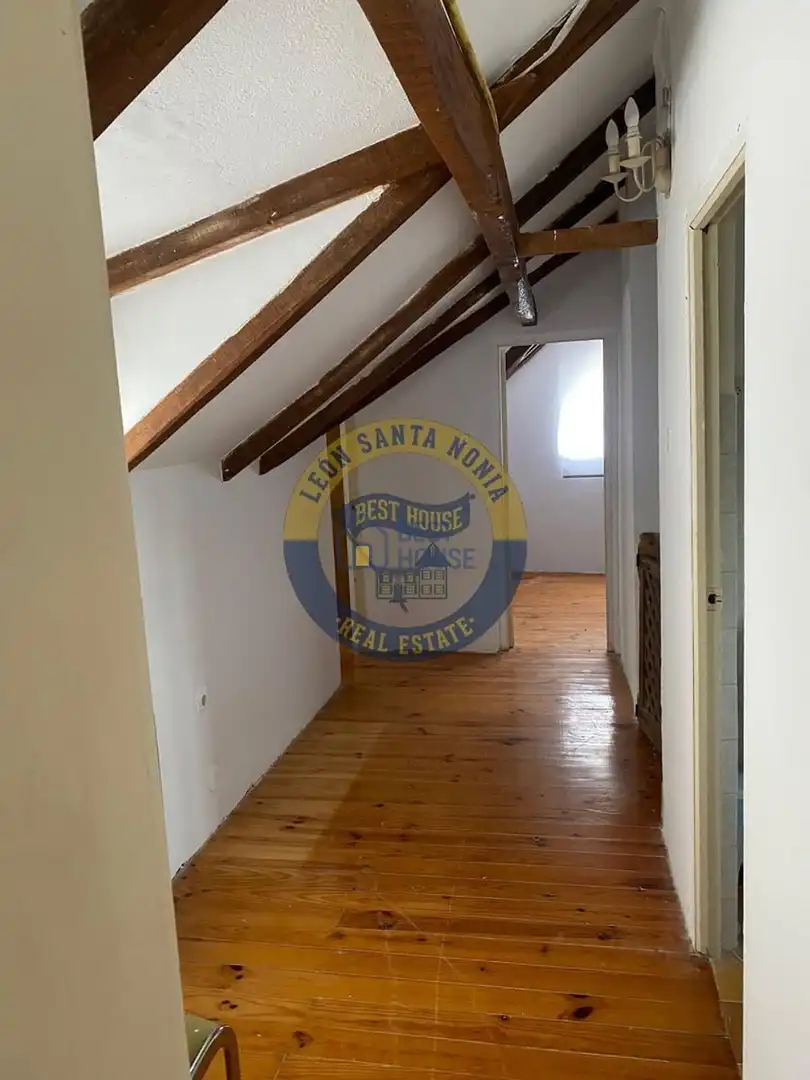 Casa o chalet en venta en Garrafe de Torío con Calefacción, Jardín privado y Parquet