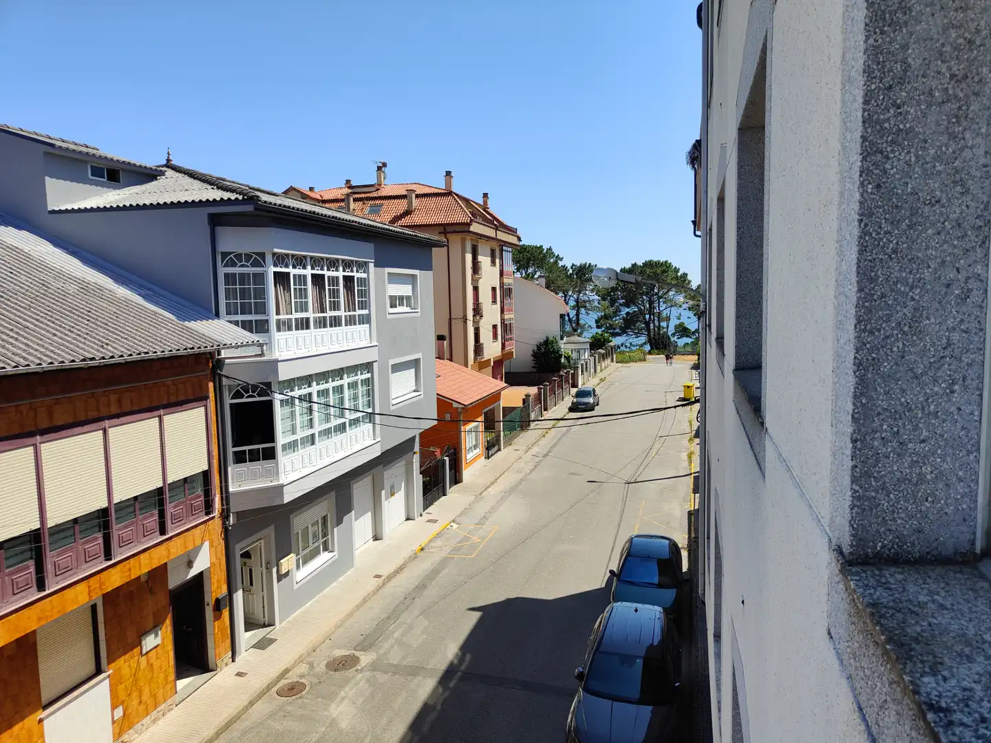 Exterior view of Flat for sale in Rianxo  with Parquet flooring, Furnished and Oven