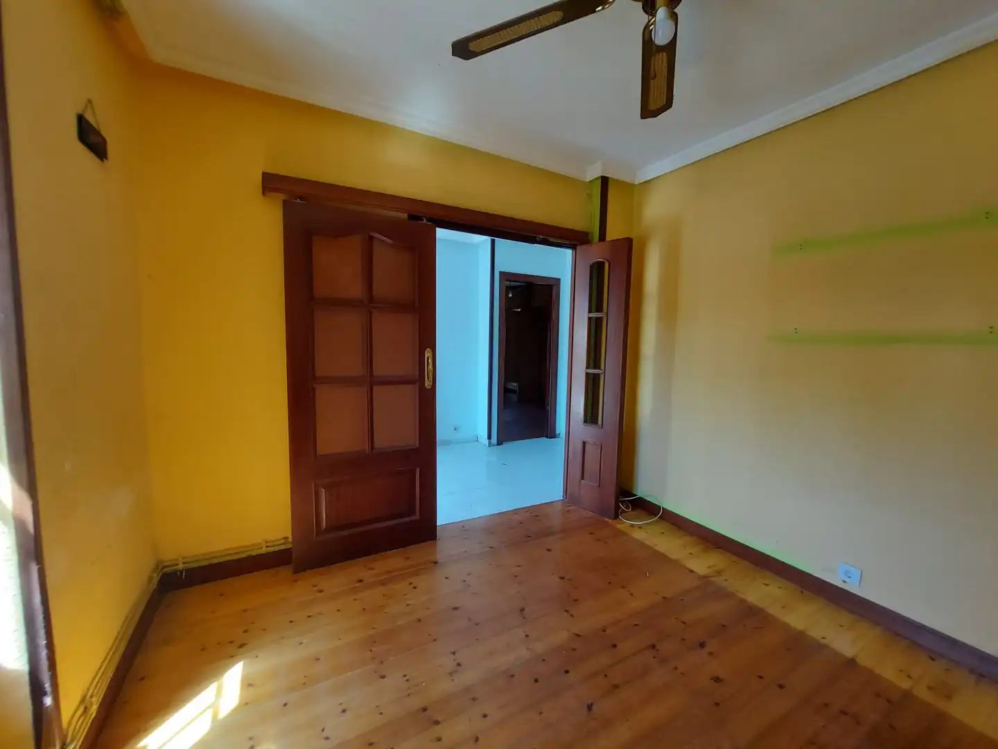 Planta baja en venta en Camargo con Calefacción