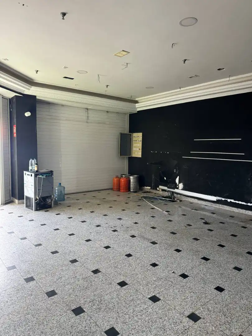 Local de lloguer en San Bartolomé de Tirajana amb Aire condicionat, Terrassa i Alarma