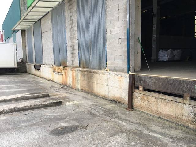 Nave industrial en Alquiler en Avenida General Franco, 84 en Begonte