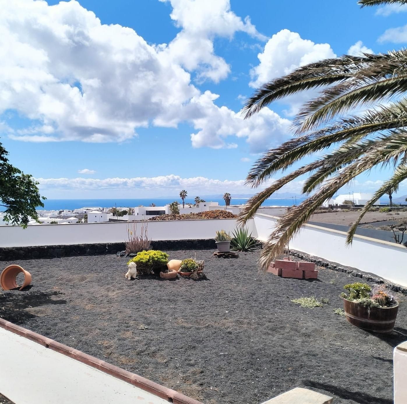 Vista exterior de Casa o xalet en venda en Tías amb Jardí privat, Terrassa i Traster