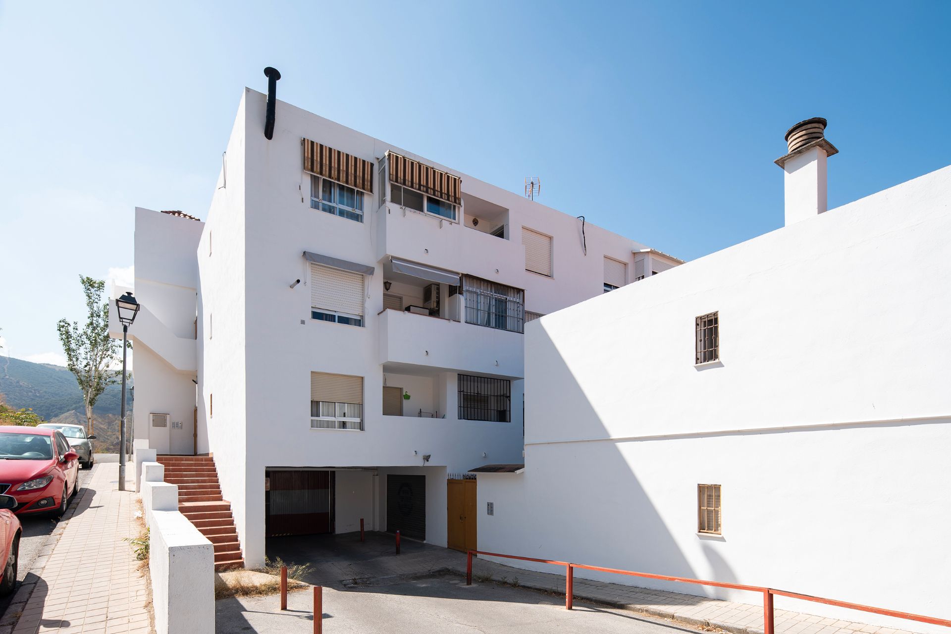 Exterior view of Flat for sale in Cenes de la Vega  with Storage room, Furnished and Balcony
