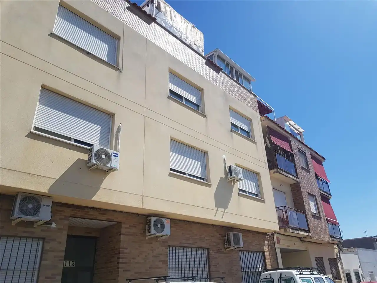 Vista exterior de Garaje en venta en Badajoz