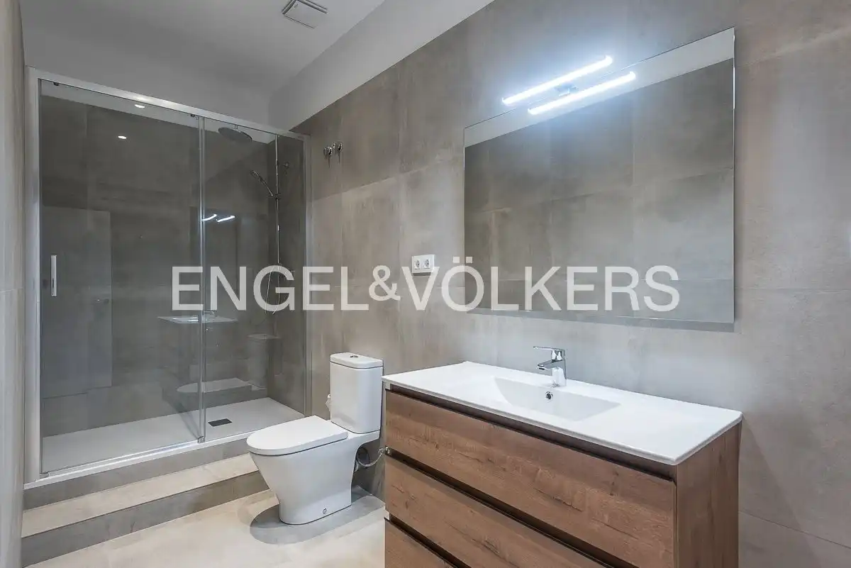 Flat with terrace to rent in Ciutat Vella, imagen 19