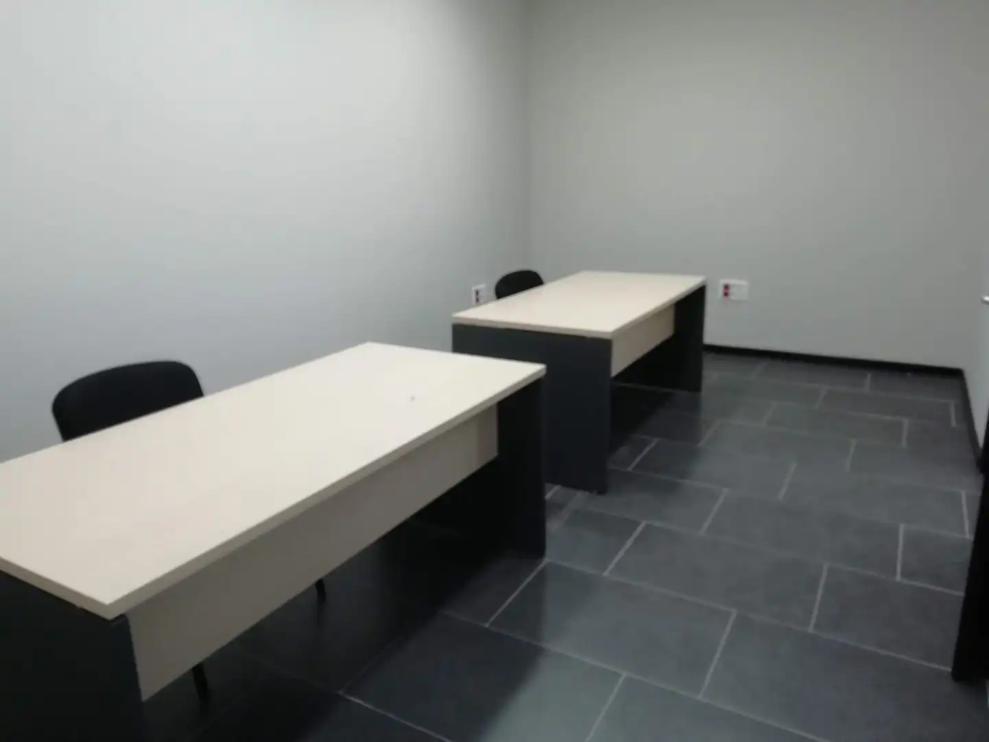 Oficina de alquiler en Sur