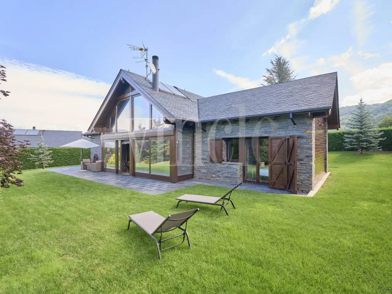 Garden of Houses for sale in Das  with Heating, Private garden and Parquet flooring
