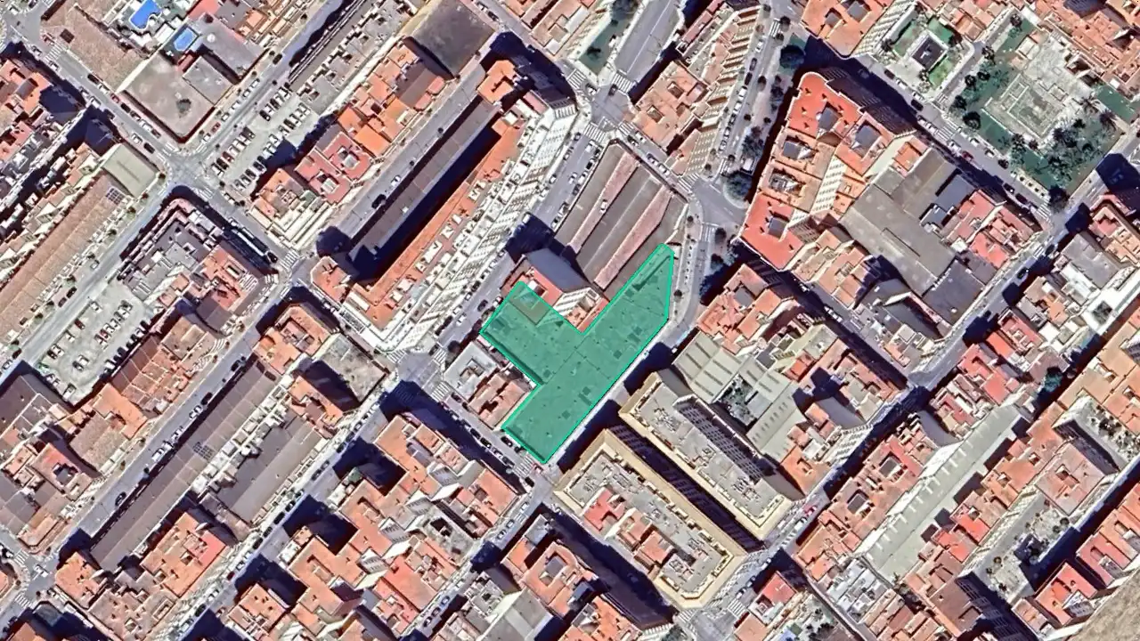 Terreno residencial en venta en Avinguda de Pablo Ruiz Picasso