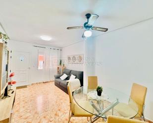 Living room of Planta baja to rent in Torrevieja  with Terrace, Furnished and Balcony