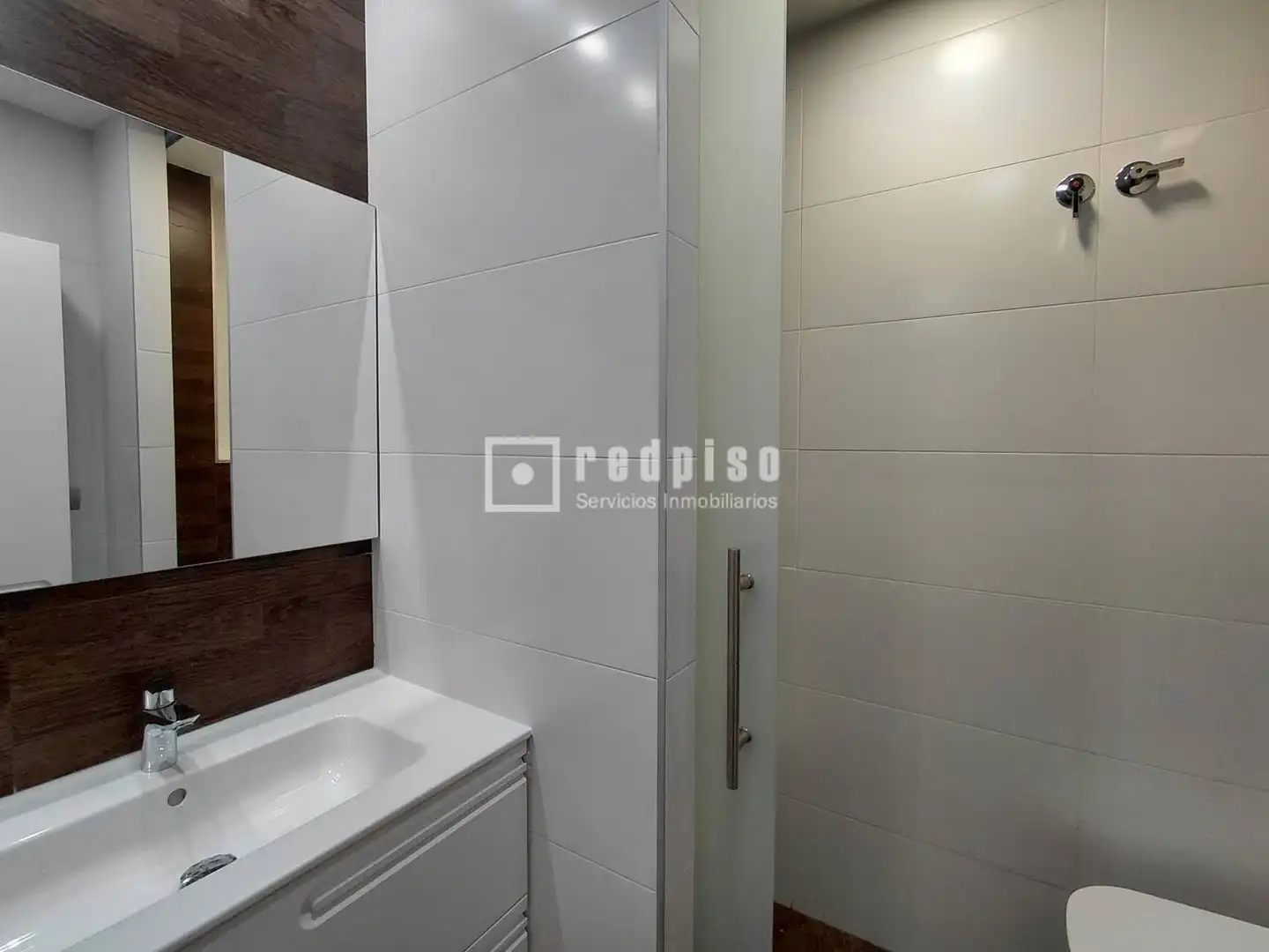 Baño de Piso de alquiler en Valencia con Aire acondicionado y Amueblado