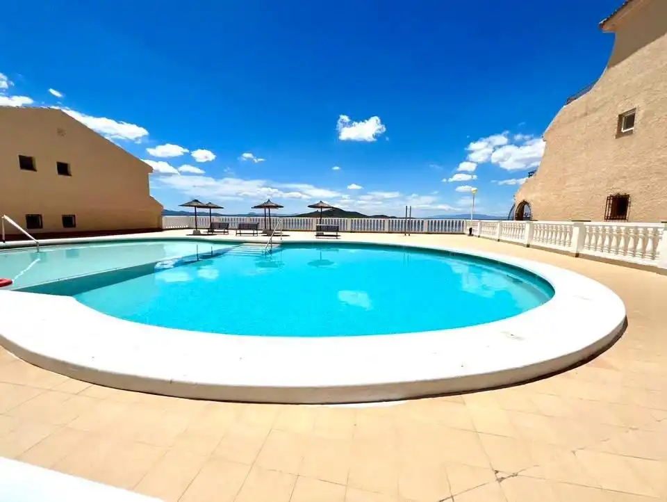 Piscina de Apartamento en venta en La Manga del Mar Menor con Aire acondicionado, Parquet y Terraza