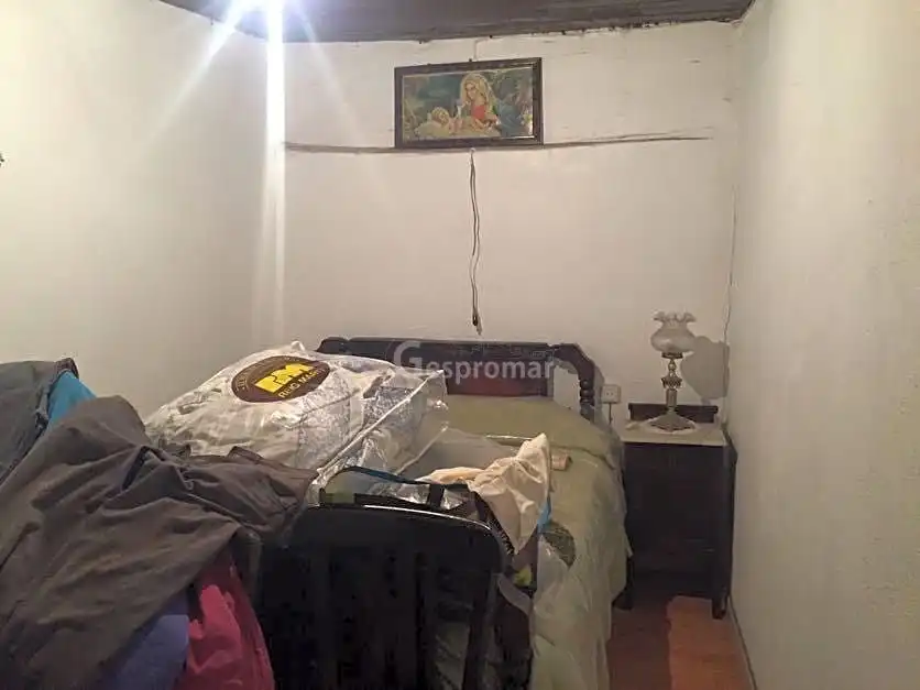 Habitación de Finca rústica en venta en Ribas de Sil con Jardín privado, Trastero y Amueblado