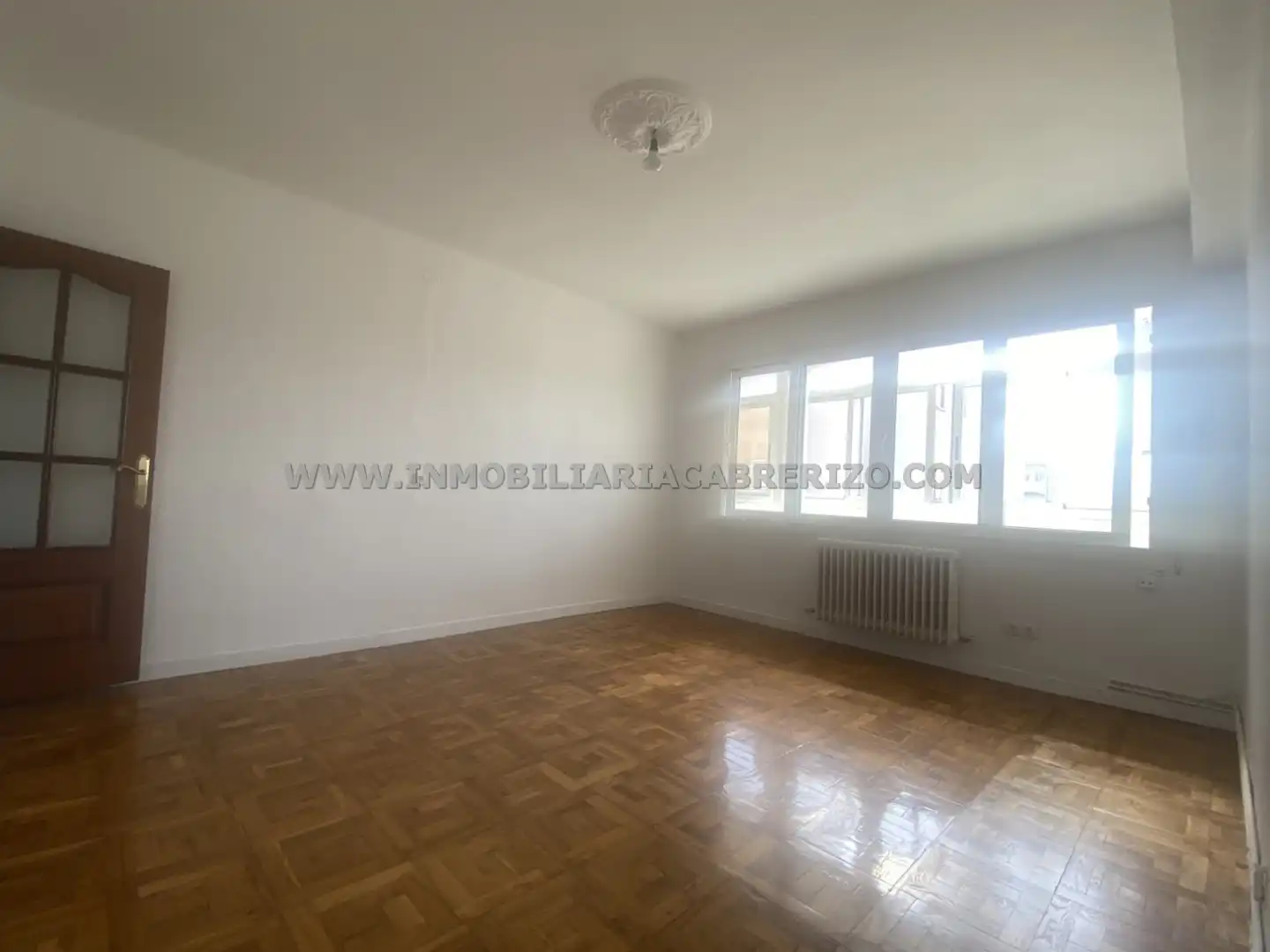 Sala de estar de Piso en venta en Beriáin con Calefacción, Parquet y Terraza