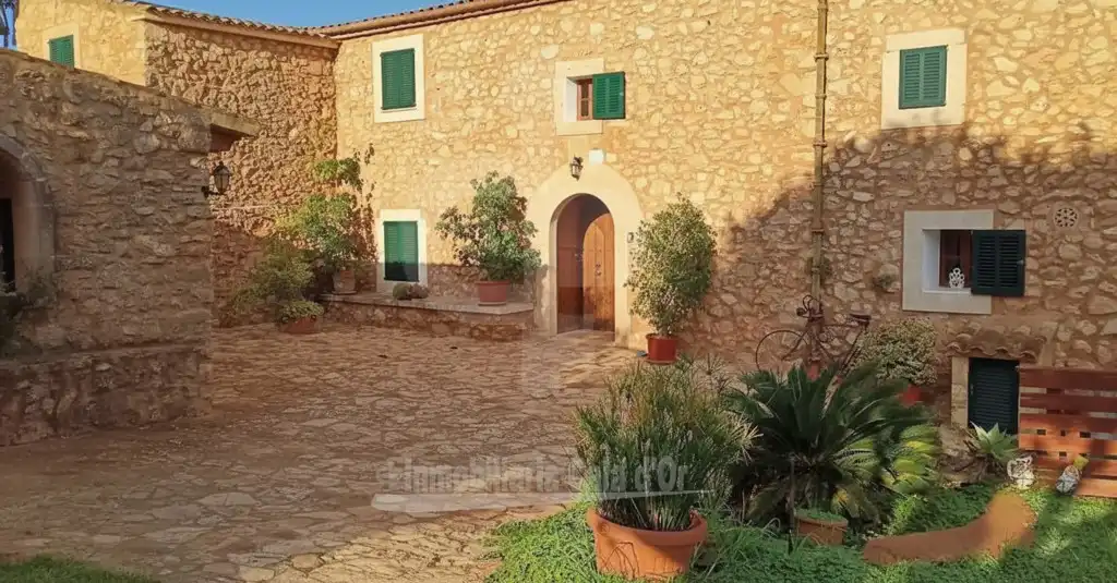 Casa rústica amb terrassa en venda a S'Horta - Cas Concos des Cavaller - Es Carritxó, imagen 2