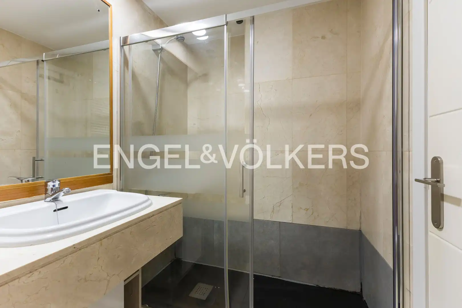 Wohnung zur Miete in Sanchinarro
