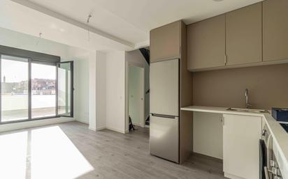 Kitchen of Flat for sale in  Madrid Capital  with Air Conditioner, Heating and Terrace