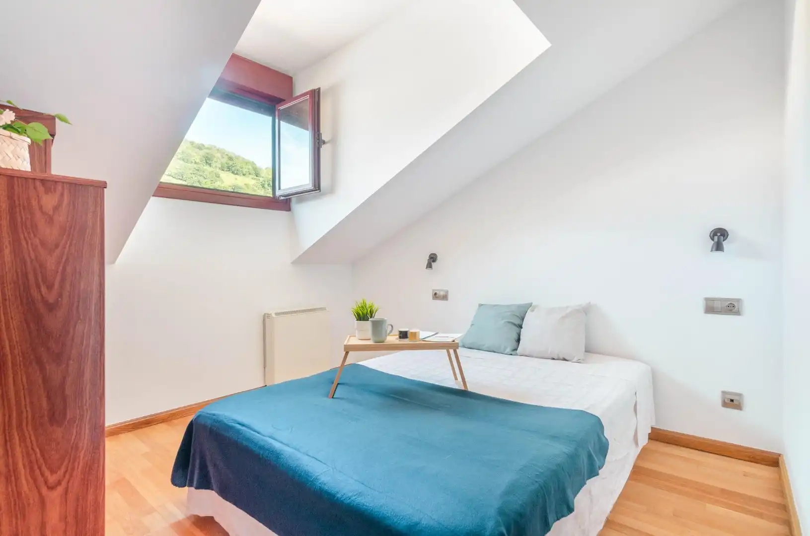 Habitación de Ático en venta en Teverga con Calefacción, Trastero y Amueblado