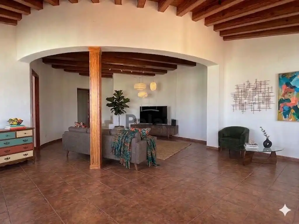 Sala d'estar de Casa o xalet en venda en Ciutadella de Menorca amb Jardí privat, Terrassa i Traster