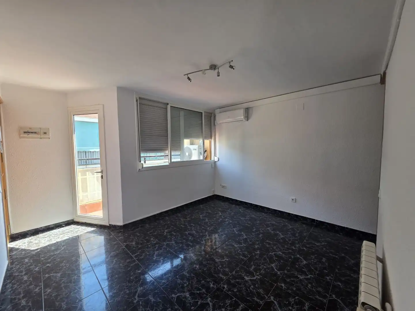 Wohnzimmer von Wohnung zum Verkauf in Premià de Dalt mit Klimaanlage, Heizung und Terrasse