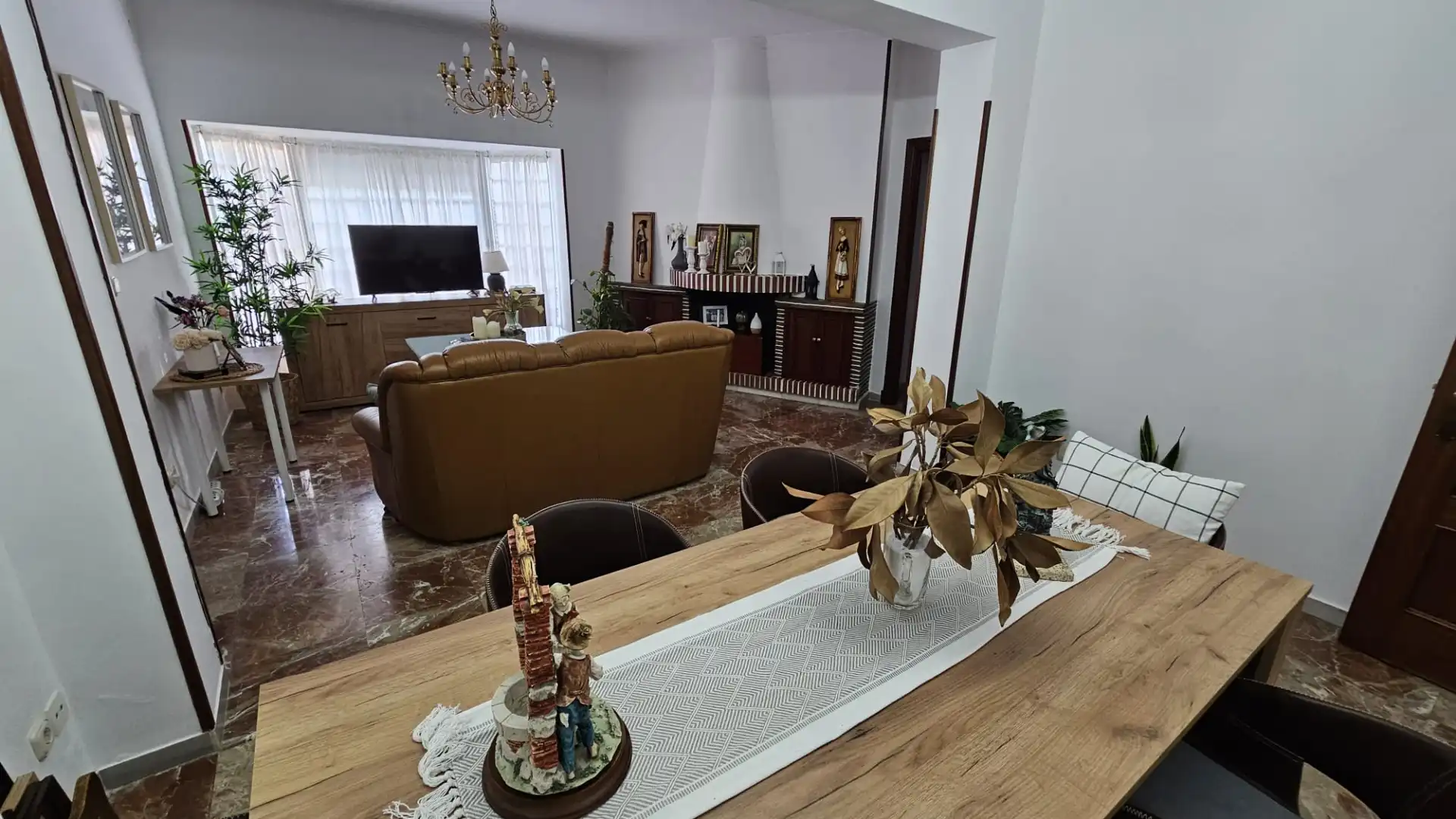 Sala d'estar de Casa o xalet en venda en Jerez de la Frontera amb Jardí privat i Traster