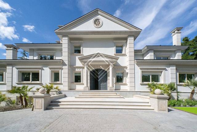 Casa-chalet en Venta en La Florida -  El  Plantío